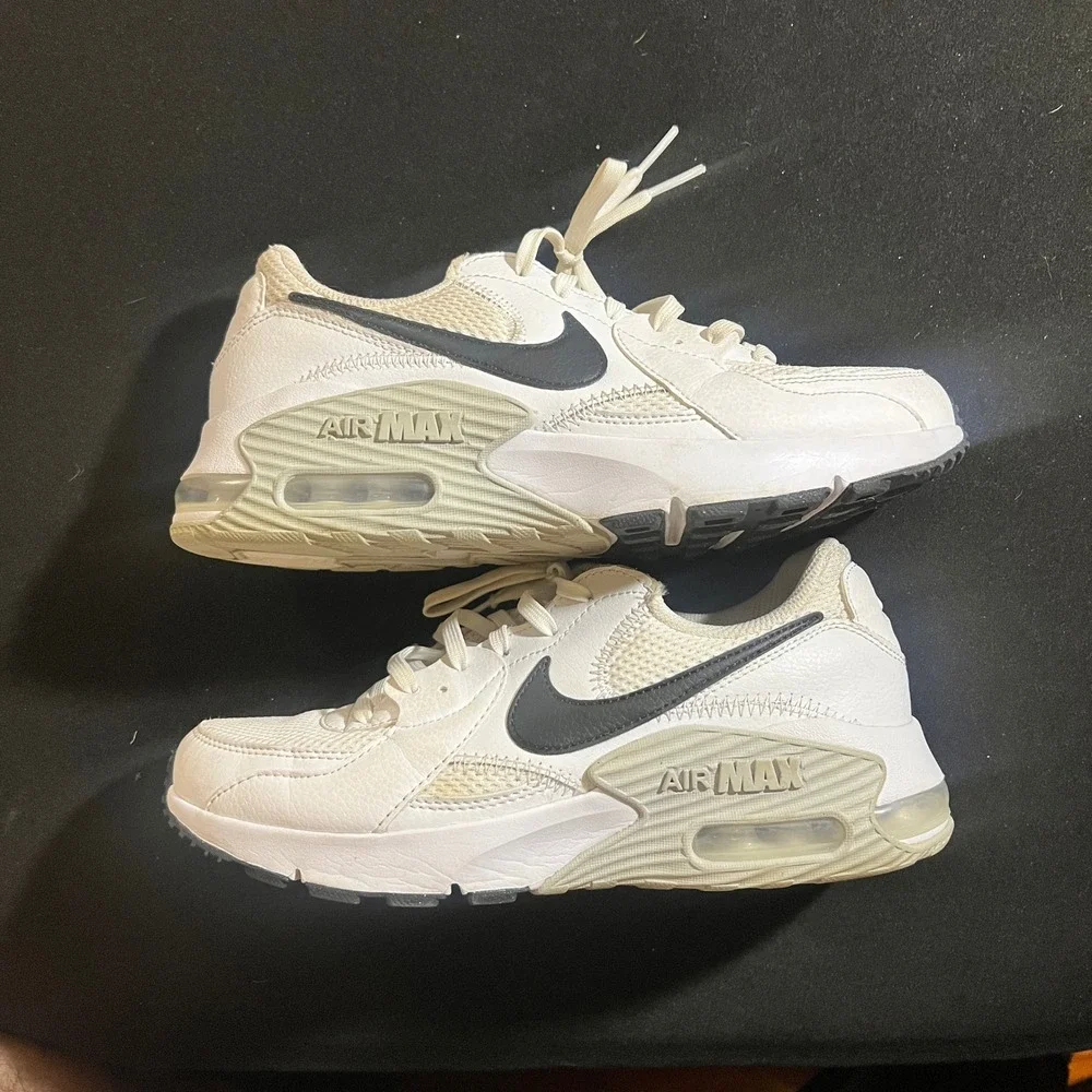 Nike Air Max Excee Women's White Black Sneakers CD5432-101 Size 8